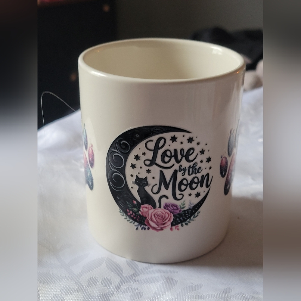 🌹Buy 1 Get 1 Free🌹 11oz Charming Moonlit Cat Mug - Cream and Black